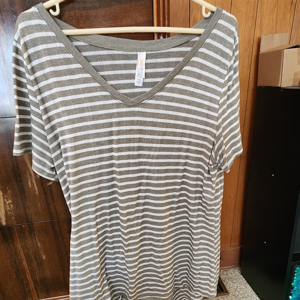 Lularoe christy t